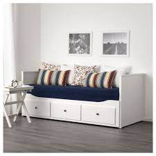 Nous avons des étagères et des systèmes détagères adaptés à vos besoins. Hemnes White Day Bed With 3 Drawers 80x200 Cm Ikea Bedbank Hemnes Meubel Ideeen
