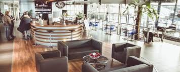 Issi Magazine Le Mercedes Cafe