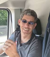 Alex Straw's Instagram, Twitter & Facebook