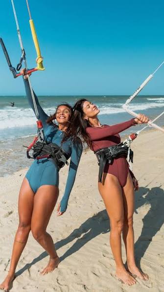 Kitesurfing Girls • 208K reels on Instagram