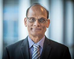 Endowed chair supports volunteer efforts of pharmacy students amid pandemic 