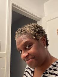 We start off with the first episode of Series 4 of Winning Lines. Yes,  Phillip is continuing to dye his hair.