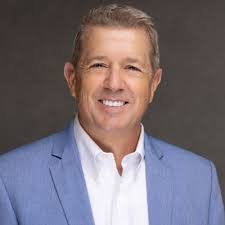 Ashleigh Mchenry's Instagram, Twitter & Facebook