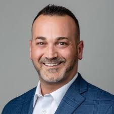 Chris Crampton's Instagram, Twitter & Facebook