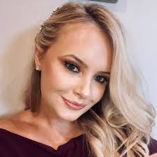 Holly Mchugh's Instagram, Twitter & Facebook