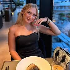 OnlyFans model death mystery after woman, 21, found dead in France home  with disturbing detail - The Mirror