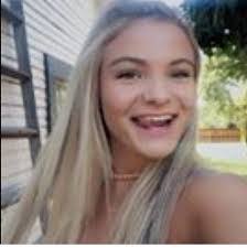 Rachel Gray's Instagram, Twitter & Facebook