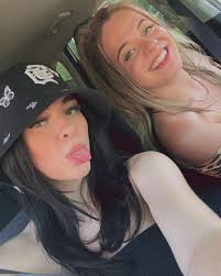 𝐬𝐮𝐦𝐦𝐞𝐫 𝐝𝐮𝐦𝐩𝐲 ☻︎