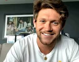 Did a little sangin with my girl Cori today!!! How do yall think we did??  Team Reba and Team Niall crossover!!!❤️🔥 Cori Kennedy #kayleighclark  #corikennedy #TheVoice #country #songwriter #like #follow #TeamNiall