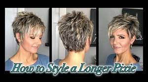 Haar Tutorial Einen Langeren Pixie Ohne Spikes Stylen Hairstyles Mittellanges Haar Youtube Hair Tutorials Short Hair Styles Pixie Thick Hair Styles