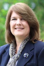 Helen Hopp's Instagram, Twitter & Facebook