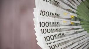 Pentru schimb valutar foloseste convertorul rapid si urmareste online cursul valutar al bancilor romanesti. Curs Valutar Bnr 12 Februarie 2021 Ce Monede Au ScÄƒzut