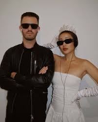87+ Unique & Trending Halloween Couple Costume Ideas for 2025