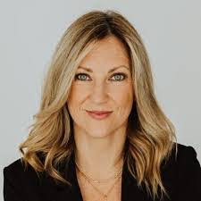 Lisa Peeples's Instagram, Twitter & Facebook