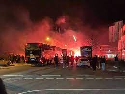 It's dortmund v schalke in the revierderby. Dortmund Brennt Bvb Kassiert Satte Geldstrafe Nach Derby Feier Bvb