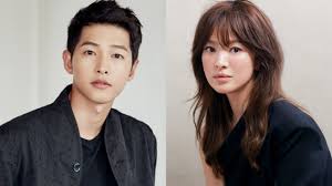 Some netizens believe that these two other people are involved. Splashy Song Joong Ki And Song Hye Kyo S Appearance On The Same Day World Today News