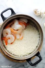In just 1 cup you get 3 grams of fiber and only 5 grams of carbohydrates. Garlic Butter Shrimp Rice Recipe Easy Delicious Shrimp Dinner Idea