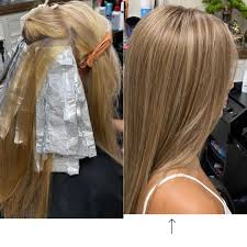 Lily Pad Salon #hairbykhanh #partialbalayage #highlights #lowlights