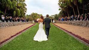 Welcome to marie selby botanical gardens' downtown sarasota campus, a beautiful waterfront setting for your private event or wedding. Garden Wedding Miami Plan Your Wedding At Fairchild