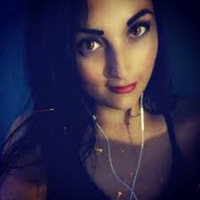 Miranda Bland's Instagram, Twitter & Facebook