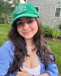 Aaron and I, taken in our perfect neighborhood, in the greatest city in the  world♥️ 📸 @sophiekayephotography 🎀💄 @bymadelineeleanor