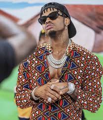 Diamond platnumz and zari hassan have been spending more time together as he works on his muimbaji nyota kutoka tanzania diamond platnumz bado yupo nchini afrika kusini na amekuwa. Diamond Platnumz In Kigoma