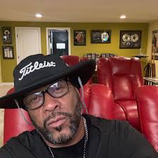 Browns HC Kevin Stefanski about a possible timeframe for Shedeur Sanders to  get playing time. (via @clevelandbrowns)