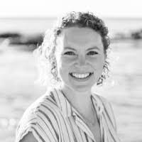 Lauren Bostic's Instagram, Twitter & Facebook