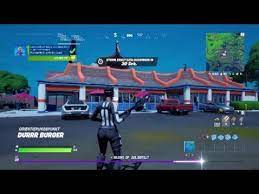 This durr burger is easy to make and perfect for every fortnite party! Lande Bei Durr Burger Oder Einem Durr Burger Imbisswagen Fortnite Season5 Herausforderung Youtube