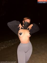 Syanne Ferguson aka syanne7 Сливы ню Фото 16 - Faponic