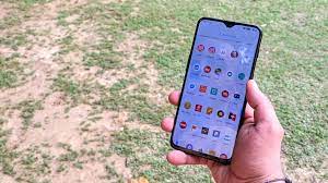 Oneplus 7 Pro Might Be Worse Than The Oneplus 7 In One Way Techradar Oneplus Best Phone 7 Pro
