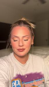 Phoebe G Field Makeup