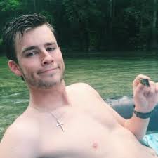 Ryan Feely (@LilFeely14)