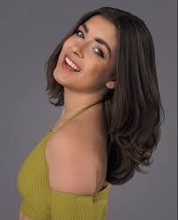 Executive Council — DePaul University Panhellenic