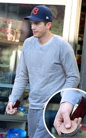 Ashton Kutcher Spotted Buying Dipping Tobacco Dipping Tobacco Copenhagen Dip Copenhagen Snuff