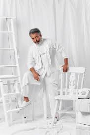 Viveka davis was born on august 19, 1969 in santa monica, california, usa. Vivek S Stunning Looks In New Photoshoot Turns Viral Tamil News Indiaglitz Com