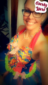 Quand ya un concours d'accessoire fait à la main sur le thème de  🍬🍭CandyLand🍭🍬 et que je veux gagner.. pourquoi faire un seul accessoire  quand