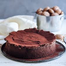 Sunken Chocolate Amaretto Cake Eat Little Bird Recipe Amaretto Cake Nigella Lawson Recipes Chocolate Desserts
