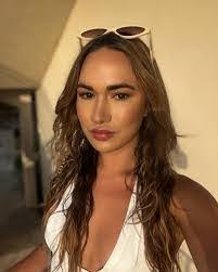 Shanice Thompson's Instagram, Twitter & Facebook