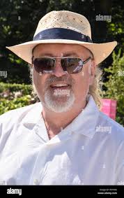 Bill bailey comedian hi-res stock photography and images