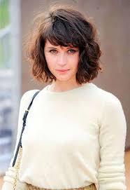 Short Hair Bangs Curly Curlybangs Wavy Bob Hairstyles Curly Hair Styles Naturally Curly Hair Styles