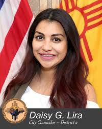 Daisy Lira's Instagram, Twitter & Facebook