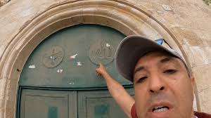 I revisited one of my favorite photos and found this image, along with a  daytime recording explaining it. Although the photo isn't the best  quality—it was taken at night with an old cellphone—it ...