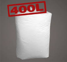 Le sac de billes de polystyrène expansé est installé près de la pièce où l'injection va être réalisée. Billes De Polystyrene Rechargez Vos Poufs 400 Litres