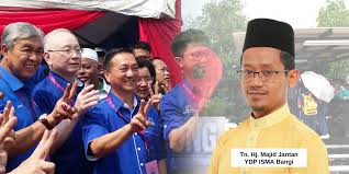 Inilah yang dikatakan 'menang sorak kampung tergadai'. Kuasa Politik Menang Sorak Kampung Tergadai Isma