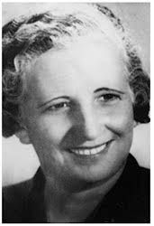 Eunice Sousa Gabi Weaver