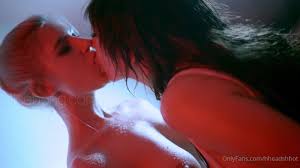 Eva Elfie & Alice Bong Kiss Trailer
