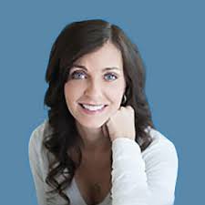 Shannon Stoddard's Instagram, Twitter & Facebook