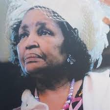 Leola Evans's Instagram, Twitter & Facebook