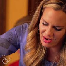 Cinnamon Roll Blondies -...